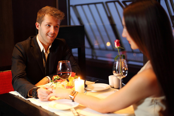 Gemeinsame Stunden voller Leidenschaft erleben: Candle Light Dinner in der Region von Nürnberg